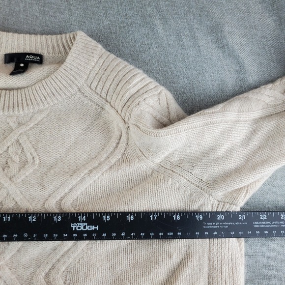 Aqua Cashmere Sweater Womens Medium Beige Crewneck Pullover Cable Knit Fisherman - Picture 10 of 16